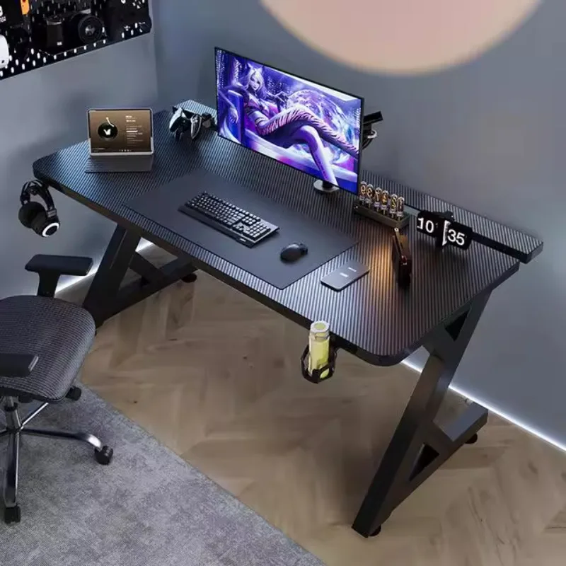 Desk Setup Art - Q Scrivanie per computer nere minimaliste