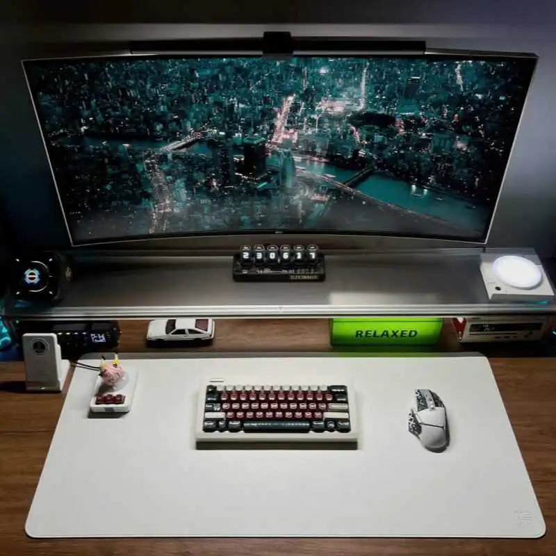 Supporto per monitor in allumi - Desk Setup For Laptop And Monitor recensione e prezzo